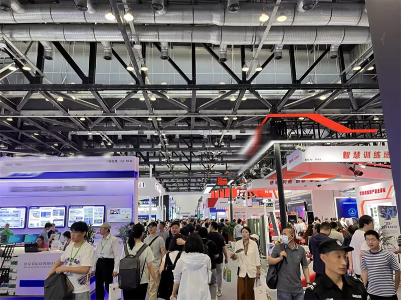 軍博會(huì)盛大開展！世邦通信自主創(chuàng)新，助力科技強(qiáng)軍